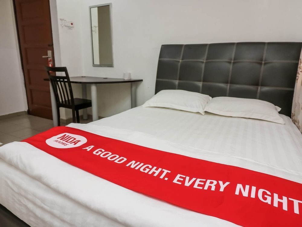 Oyo 988 Malawati Ria Hotel Kuala Selangor Esterno foto